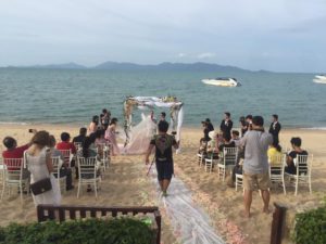 chinese-wedding-beach-ceremony