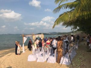 beach-wedding-ceremony