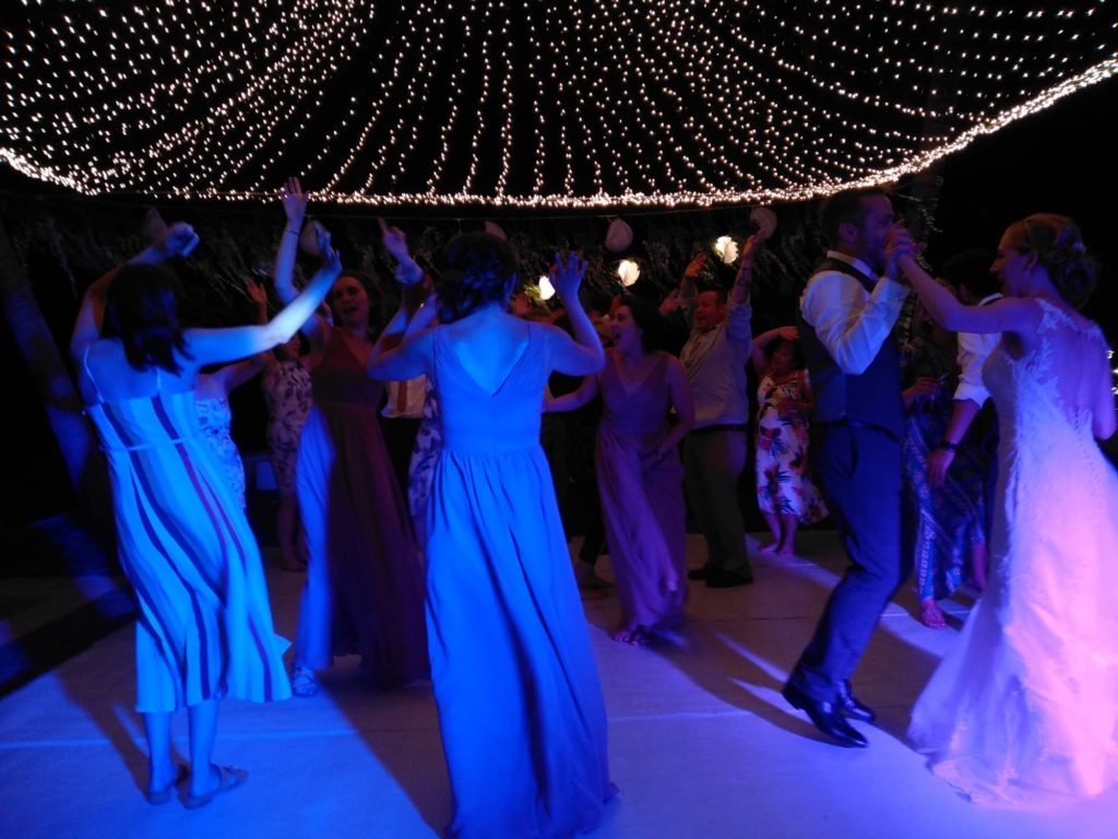 37789983 2077436479240771 1647933446296698880 n 1024x768 - Breathtaking Wedding at Baan Asan Koh Samui Thailand