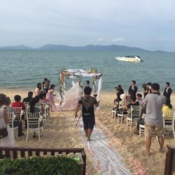 chinese-wedding-beach-ceremony