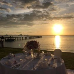 table-setting-sunset-wedding-intercon-samui