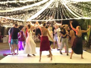 28796108 1448327665297097 4933290931873906688 n 300x225 - Wedding Dance Floor