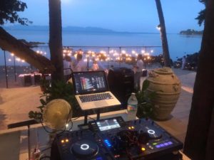 28872966 1446592122137318 98771272601626667 n 300x225 - Four Seasons Wedding Party