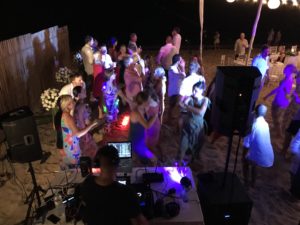 IMG 7913 300x225 - Beach Dancefloor Simon Solo