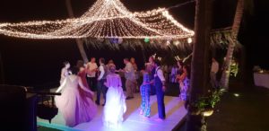37685775 10155443988836160 8132355128540790784 n 300x146 - Wedding Party Dancefloor