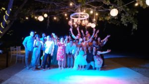 48370078 229440517931696 1489791814155108352 n 300x169 - Happy Wedding Group